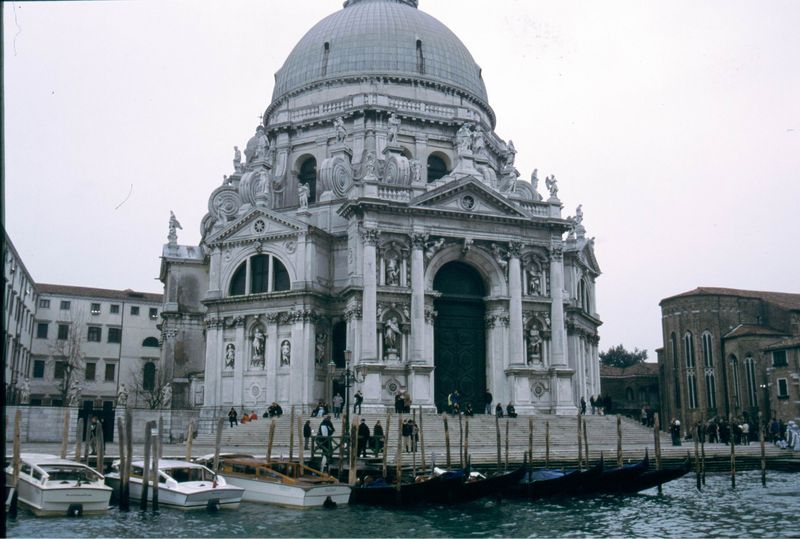 ALLARME BOMBA A VENEZIA